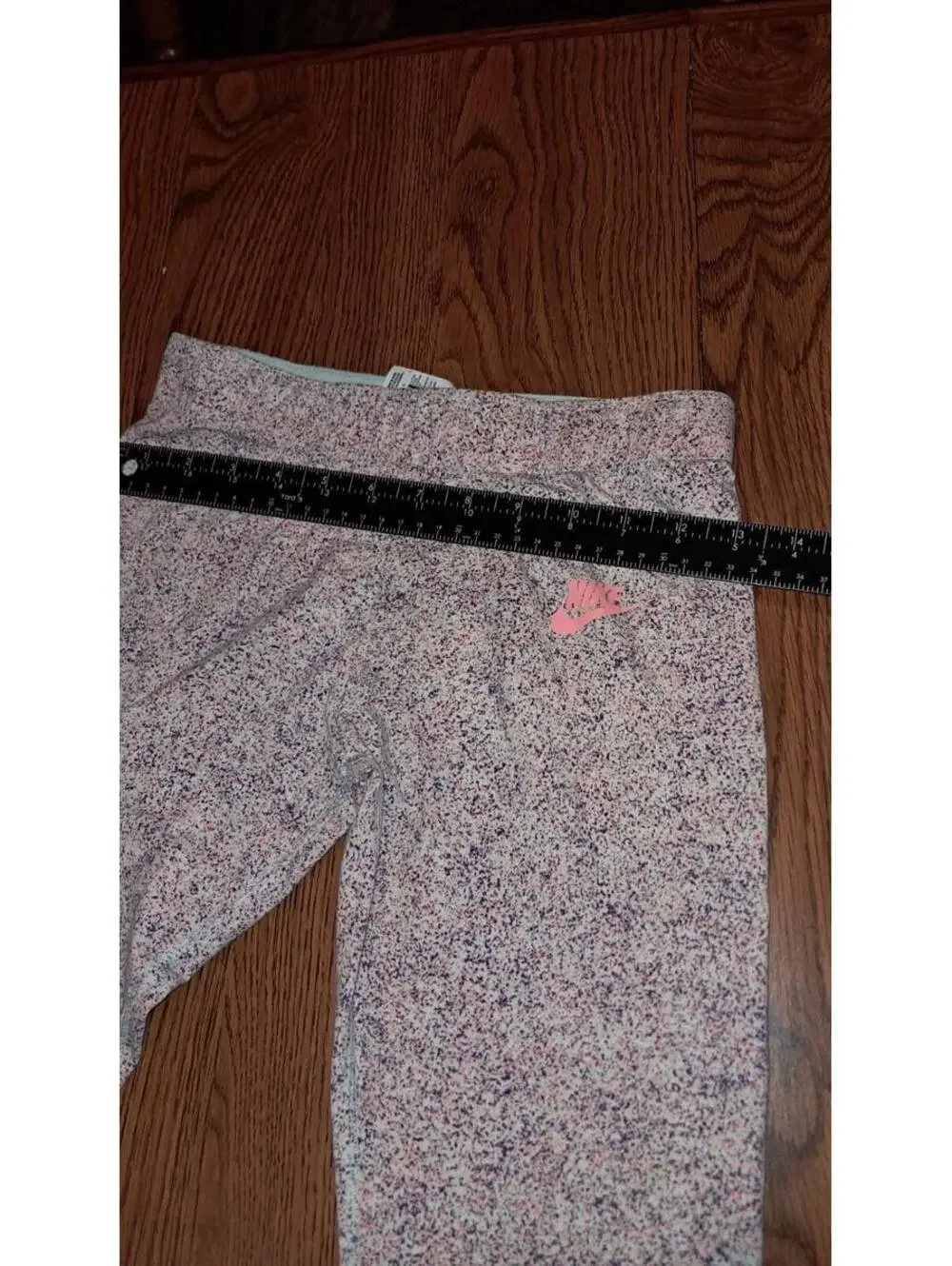 Nike- Girls Large 10-12 14-16. Pink Purple Spotted Leggings Athletic Fit Stretch